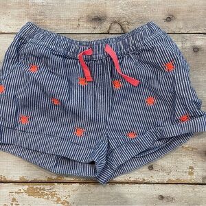 Mini Boden pirate skull/crossbones shorts - size 9